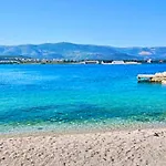 Seaview Apt, Communal Swimming Pool, 250m To Beach, Parking, 4km To Old Town * Traù