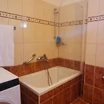 Appartamento Seaview Apt, Communal Swimming Pool, 250m To Beach, Parking, 4km To Old Town *
