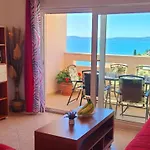 Seaview Apt, Communal Swimming Pool, 250m To Beach, Parking, 4km To Old Town * Traù