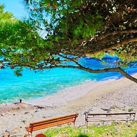 Seaview Apt, Communal Swimming Pool, 250m To Beach, Parking, 4km To Old Town Trogir