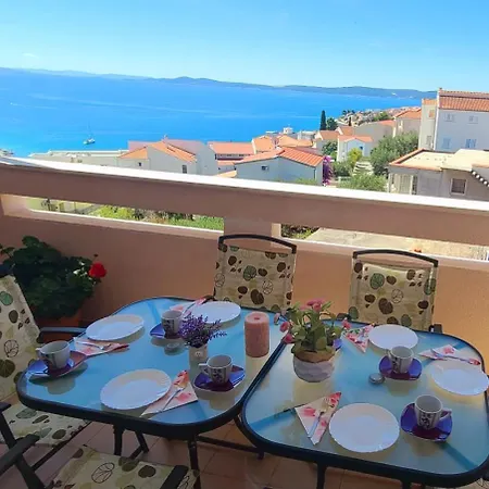 Seaview Apt, Communal Swimming Pool, 250m To Beach, Parking, 4km To Old Town Apartmán Trogir