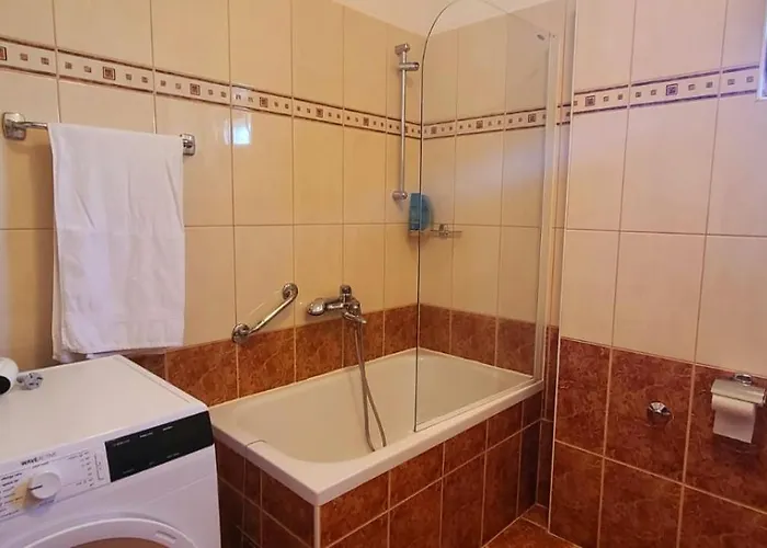 Apartmán Seaview Apt, Communal Swimming Pool, 250m To Beach, Parking, 4km To Old Town *