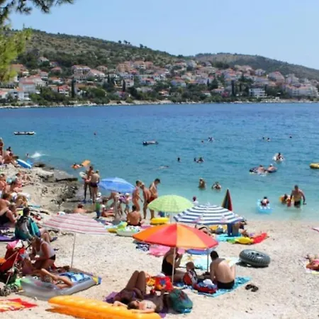 Appartement Seaview Apt, Communal Swimming Pool, 250m To Beach, Parking, 4km To Old Town *