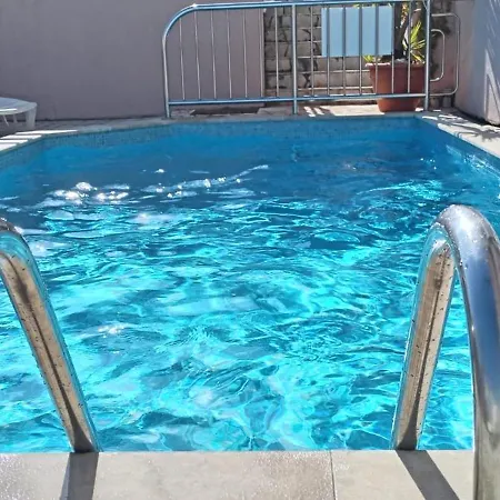 Seaview Apt, Communal Swimming Pool, 250m To Beach, Parking, 4km To Old Town *