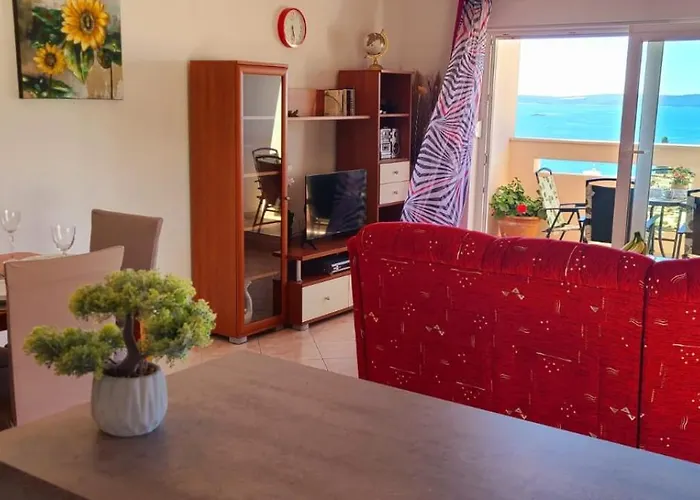 Seaview Apt, Communal Swimming Pool, 250m To Beach, Parking, 4km To Old Town *